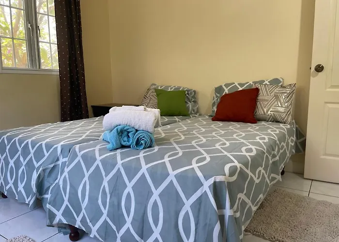 Free Airport Pickup 5 Minutes From Airport And * Montego Bay