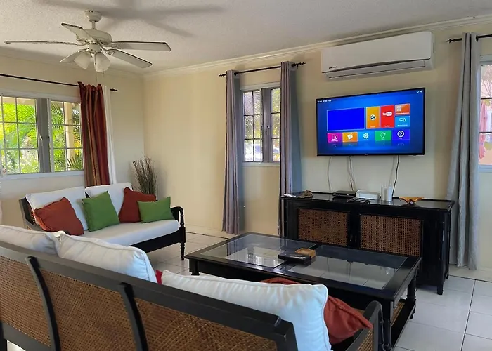 Free Airport Pickup 5 Minutes From Airport And * Montego Bay